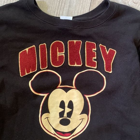 Crew Neck Disney Mickey Mouse Sweatshirt Size Medium - Picture 2 of 6
